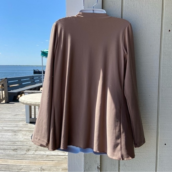 Beautiful draped jacket from Attitudes by Renee. Carpaccio colored and made well - Picture 3 of 5